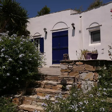 Sun Rock Stelida (Naxos)