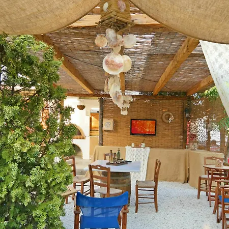 Sun Rock Stelida (Naxos)